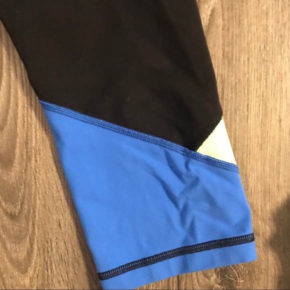 Lululemon Crops - Picture 4 of 7
